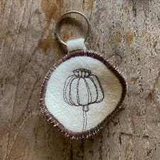 Embroidered key ring - poppy