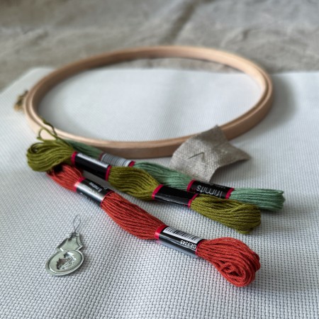Starter Set – Embroidery Supplies for First Stitches