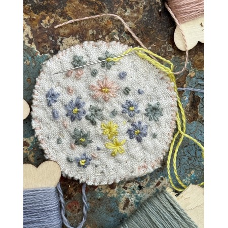 Embroidered Brooch Kit – June Studio Companion