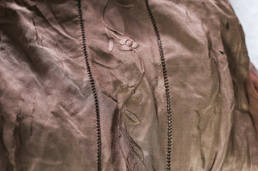embroidery back of dress