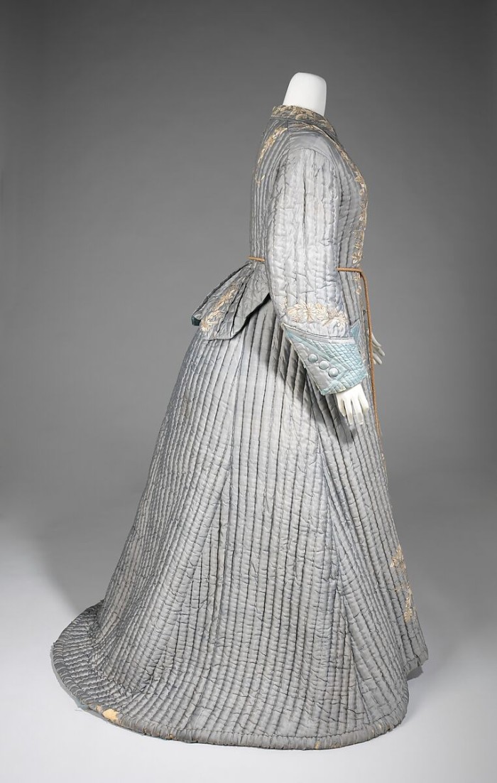 Japanese dressing gown 